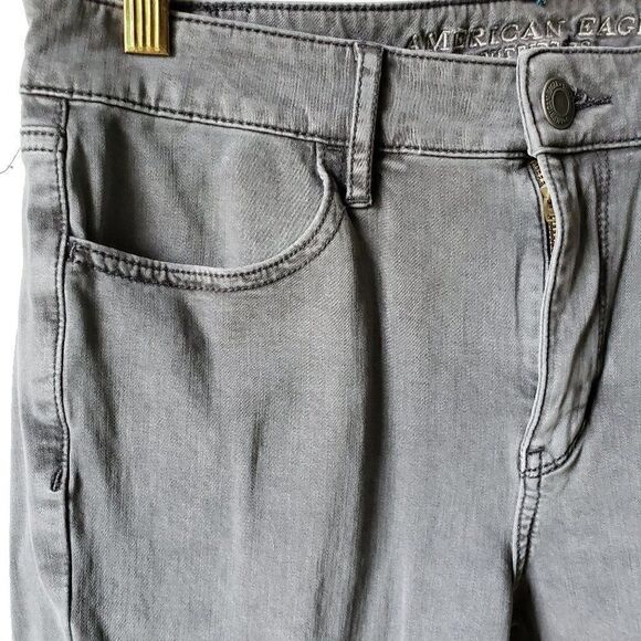 WORN ONCE AMERICAN EAGLE GREY HI RISE JEANS SZ 8 - Picture 6 of 9